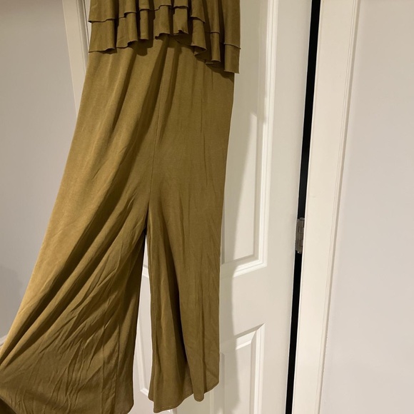 Urban outfitters jumpsuit - Picture 3 of 3